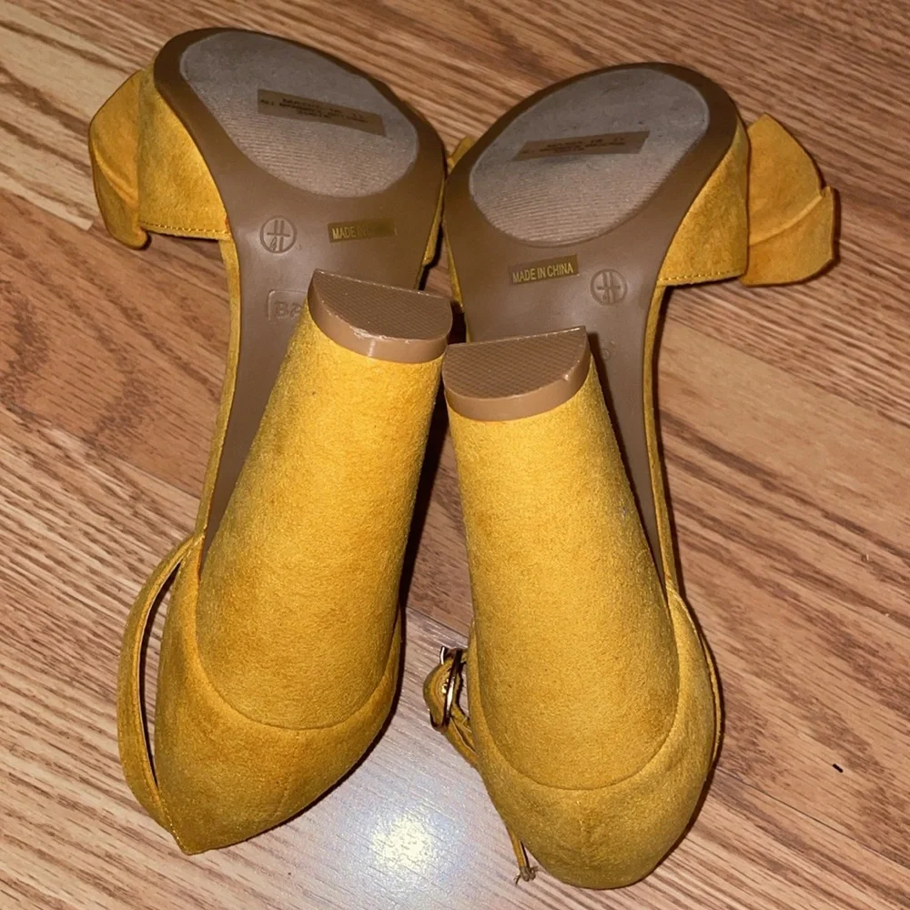 BAMBOO Mustard Yellow Heels with Bow Accent - Picture 10 of 15